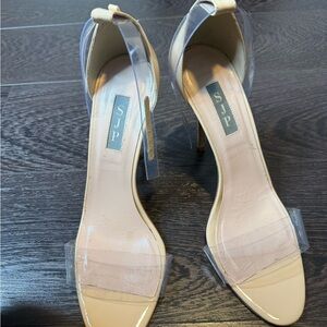 Women's Cream Heels